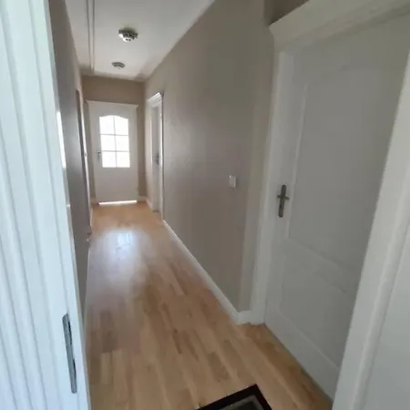 Апартаменты Brook-stone